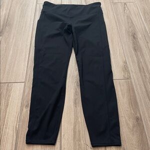 Vuori AllTheForm Pocket High Rise Black Leggings 25” Sz M